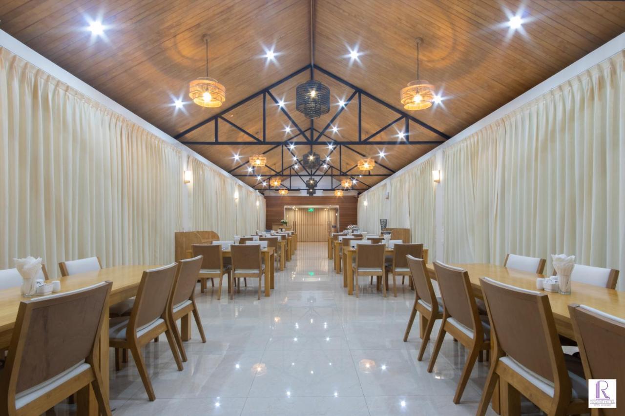Regent Hotel Мйеик Екстериор снимка