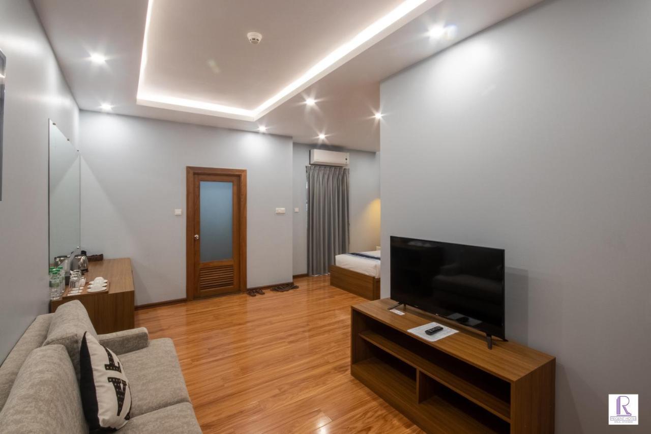 Regent Hotel Мйеик Екстериор снимка